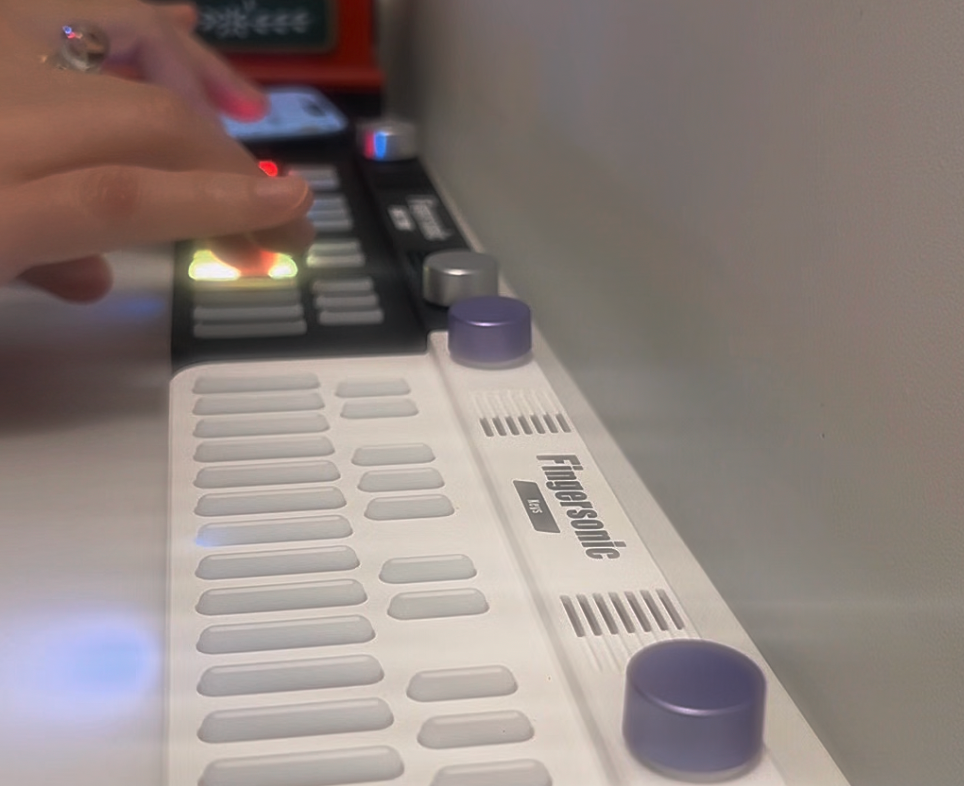 Two Fingersonic Keys to Expand Your Playing Range