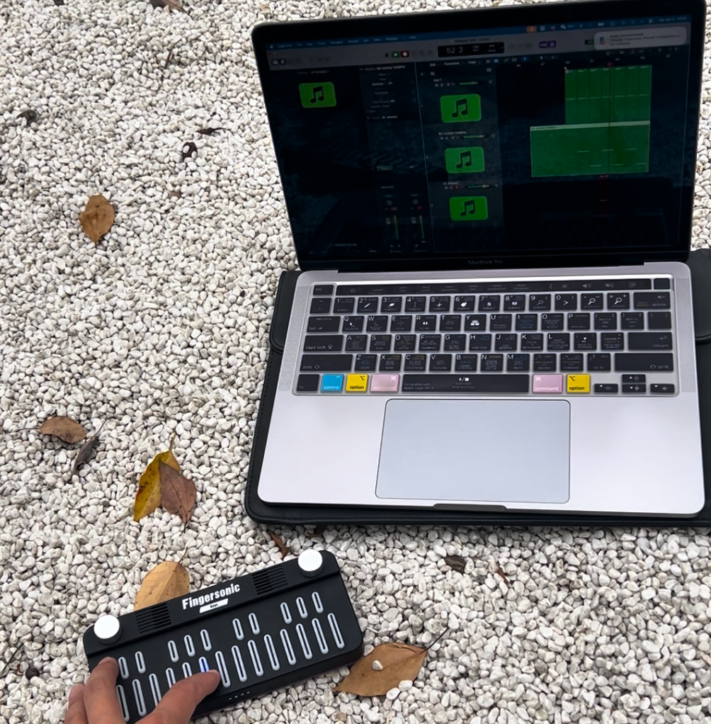 Portable MIDI Keyboard for Travel | Fingersonic Keys