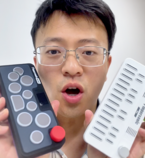 Fingersonic Beats and Fingersonic Keys performing Danza Kuduro
